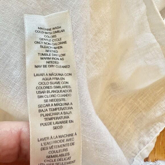 Chicos | Linen Crochet Back Button Shirt Roll Tab Sleeves Top Size 1 -‎ Med - 44 - Picture 14 of 15